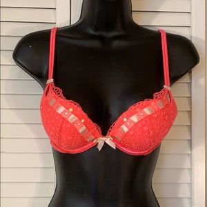 Victoria’s Secret Sexy Little Things Bra